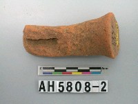 藏品(紅色夾砂陶把)的圖片